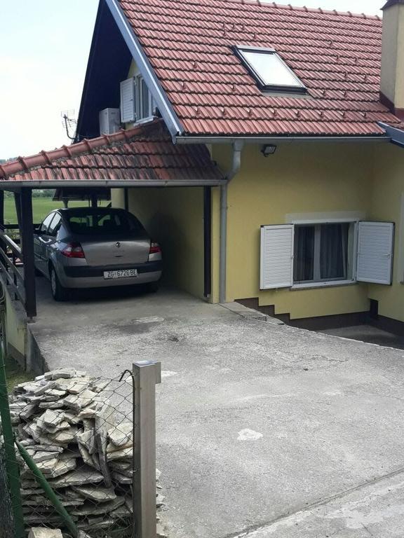 Holiday Home Dora Zabok Eksteriør billede
